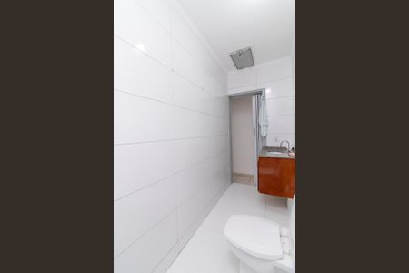 Casa à venda com 92m², 2 quartos e 1 vaga Casa à venda com 92m², 2 quartos e 1 vagaBanheiro
