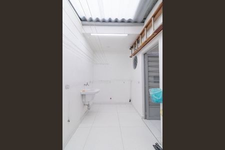 Casa à venda com 92m², 2 quartos e 1 vaga Casa à venda com 92m², 2 quartos e 1 vagaÁrea de Serviço
