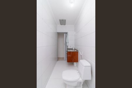 Casa à venda com 92m², 2 quartos e 1 vaga Casa à venda com 92m², 2 quartos e 1 vagaBanheiro