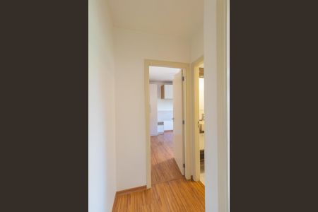 Apartamento para alugar com 59m², 2 quartos e 1 vaga Apartamento para alugar com 59m², 2 quartos e 1 vagaBanheiro Corredor