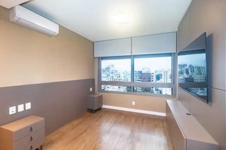 Apartamento para alugar com 143m², 3 quartos e 2 vagas