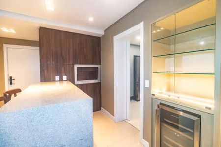Apartamento para alugar com 143m², 3 quartos e 2 vagas