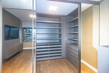 Apartamento para alugar com 143m², 3 quartos e 2 vagas