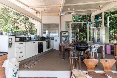 Espaço Multiuso de casa à venda com 5 quartos, 857m² em Pacaembu, São Paulo