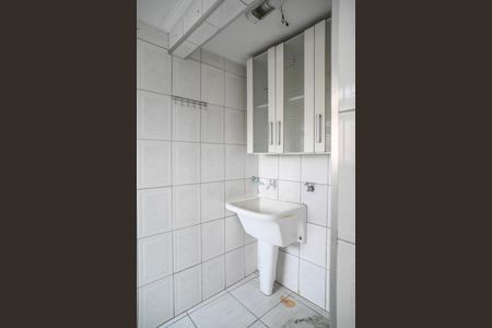 Apartamento para alugar com 65m², 3 quartos e 1 vagaÁrea de Serviço