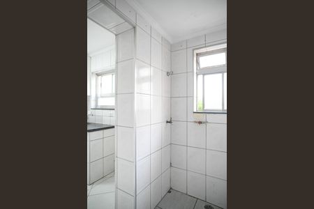 Apartamento para alugar com 65m², 3 quartos e 1 vagaÁrea de Serviço