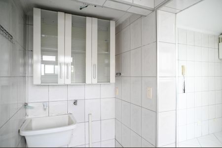 Apartamento para alugar com 65m², 3 quartos e 1 vagaÁrea de Serviço