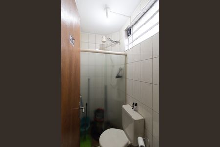 Casa à venda com 166m², 2 quartos e 2 vagasBanheiro 3 - Salão 