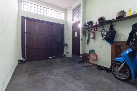 Casa à venda com 166m², 2 quartos e 2 vagasGaragem 