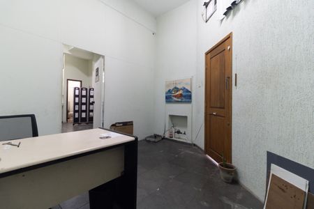 Casa à venda com 166m², 2 quartos e 2 vagasSala de Entrada 
