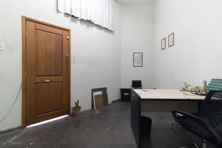 Casa à venda com 166m², 2 quartos e 2 vagasSala de Entrada 