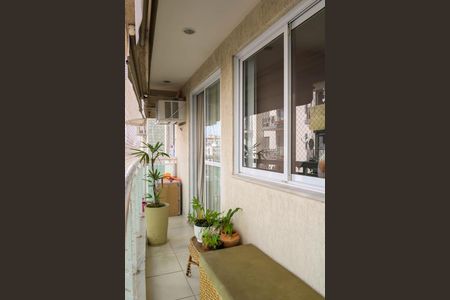Apartamento para alugar com 66m², 2 quartos e 1 vaga Apartamento para alugar com 66m², 2 quartos e 1 vagaVaranda da Sala