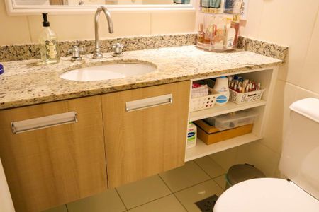 Apartamento para alugar com 66m², 2 quartos e 1 vaga Apartamento para alugar com 66m², 2 quartos e 1 vagaBanheiro do Quarto Suíte