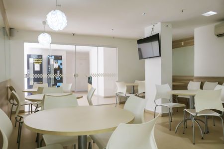 Apartamento para alugar com 66m², 2 quartos e 1 vaga Apartamento para alugar com 66m², 2 quartos e 1 vagaÁrea comum - Salão de festas