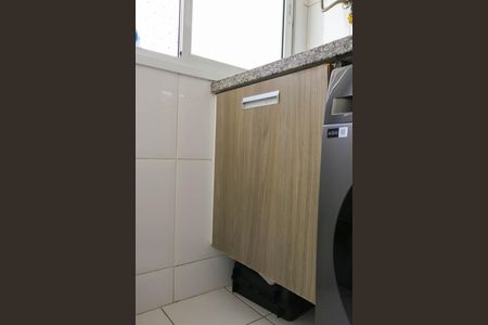 Apartamento para alugar com 66m², 2 quartos e 1 vaga Apartamento para alugar com 66m², 2 quartos e 1 vagaÁrea de Serviço