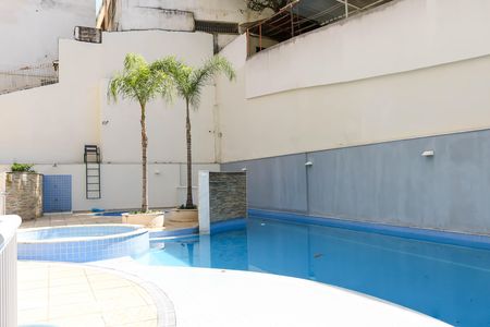 Apartamento para alugar com 66m², 2 quartos e 1 vaga Apartamento para alugar com 66m², 2 quartos e 1 vagaÁrea comum - Piscina