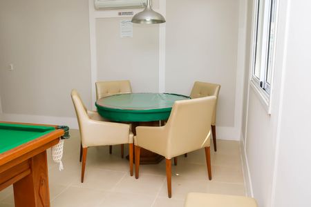 Apartamento para alugar com 66m², 2 quartos e 1 vaga Apartamento para alugar com 66m², 2 quartos e 1 vagaSala de Jogos