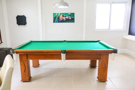 Apartamento para alugar com 66m², 2 quartos e 1 vaga Apartamento para alugar com 66m², 2 quartos e 1 vagaSala de Jogos