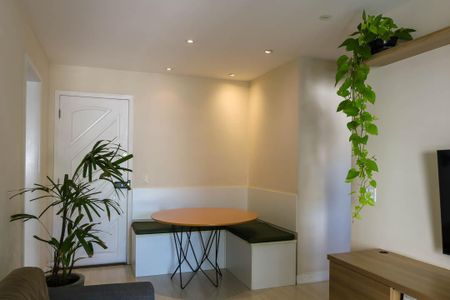 Apartamento para alugar com 66m², 2 quartos e 1 vaga Apartamento para alugar com 66m², 2 quartos e 1 vagaSala