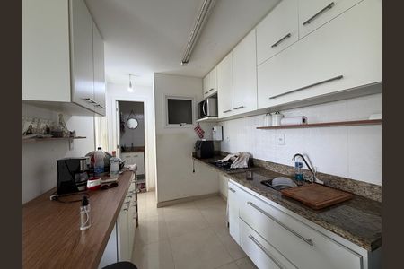 Apartamento à venda com 37m², 1 quarto e 1 vaga Apartamento à venda com 37m², 1 quarto e 1 vagaCozinha