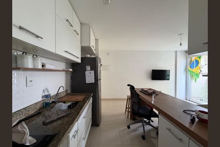 Apartamento à venda com 37m², 1 quarto e 1 vaga Apartamento à venda com 37m², 1 quarto e 1 vagaCozinha