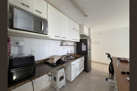 Apartamento à venda com 37m², 1 quarto e 1 vaga Apartamento à venda com 37m², 1 quarto e 1 vagaCozinha