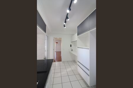 Apartamento para alugar com 156m², 3 quartos e 3 vagasCozinha 
