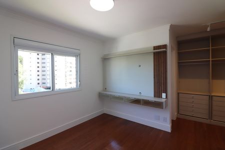 Apartamento para alugar com 156m², 3 quartos e 3 vagasSuíte 1