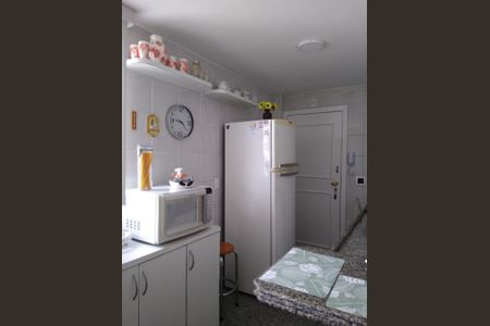 Apartamento à venda com 71m², 2 quartos e 1 vaga Apartamento à venda com 71m², 2 quartos e 1 vagaCozinha