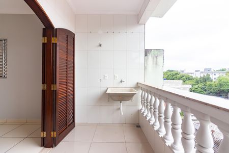 Casa para alugar com 75m², 3 quartos e sem vagaÁrea de Serviço 