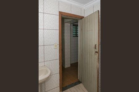 Casa à venda com 70m², 2 quartos e 2 vagas Casa à venda com 70m², 2 quartos e 2 vagasBanheiro