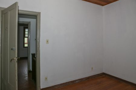 Casa à venda com 70m², 2 quartos e 2 vagas Casa à venda com 70m², 2 quartos e 2 vagasQuarto 2