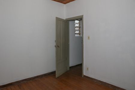 Casa à venda com 70m², 2 quartos e 2 vagas Casa à venda com 70m², 2 quartos e 2 vagasQuarto 2