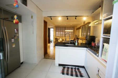 Apartamento para alugar com 65m², 2 quartos e 1 vagaCozinha