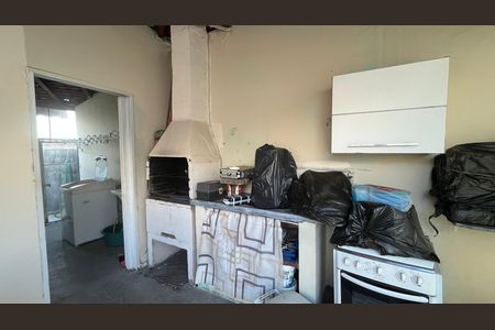 Casa à venda com 275m², 3 quartos e 2 vagas