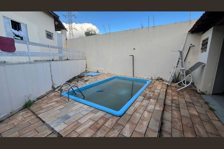 Casa à venda com 275m², 3 quartos e 2 vagas