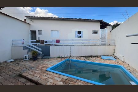 Casa à venda com 275m², 3 quartos e 2 vagas
