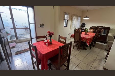 Casa à venda com 3 quartos, 275m² em Chácara da Barra, Campinas