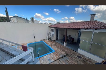 Casa à venda com 275m², 3 quartos e 2 vagas