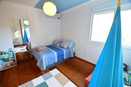 Casa de condomínio à venda com 480m², 4 quartos e 6 vagasQuarto 4 - Suíte