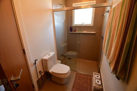 Casa de condomínio à venda com 480m², 4 quartos e 6 vagasBanheiro Suíte
