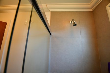 Casa de condomínio à venda com 480m², 4 quartos e 6 vagasBanheiro Suíte