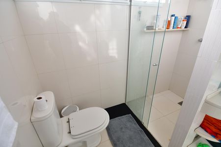 Casa de condomínio à venda com 480m², 4 quartos e 6 vagasBanheiro Suíte