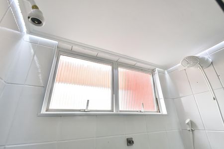 Apartamento para alugar com 44m², 2 quartos e 1 vaga Apartamento para alugar com 44m², 2 quartos e 1 vagaBanheiro