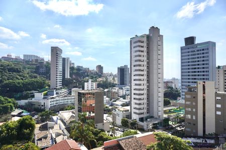 Varanda  de apartamento à venda com 4 quartos, 184m² em Santa Lúcia, Belo Horizonte