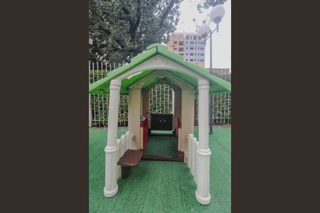 Apartamento para alugar com 64m², 1 quarto e 1 vaga Apartamento para alugar com 64m², 1 quarto e 1 vagaÁrea comum - Playground