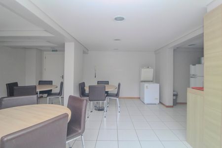 Apartamento para alugar com 64m², 1 quarto e 1 vaga Apartamento para alugar com 64m², 1 quarto e 1 vagaÁrea comum - Salão de festas