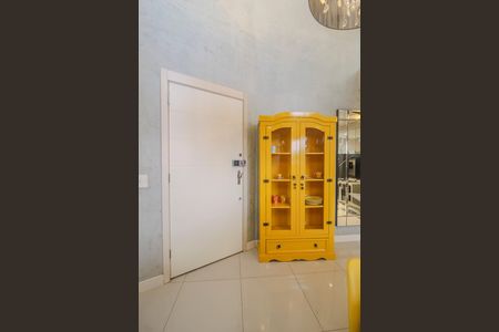 Sala de apartamento para alugar com 1 quarto, 64m² em Vila Ipiranga, Porto Alegre