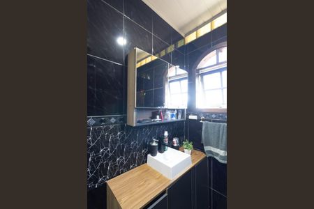Casa para alugar com 140m², 3 quartos e 1 vaga Casa para alugar com 140m², 3 quartos e 1 vagaBanheiro do Quarto 2