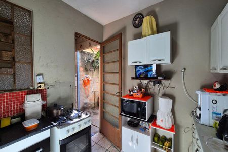Casa à venda com 126m², 2 quartos e 2 vagas Casa à venda com 126m², 2 quartos e 2 vagasCozinha
